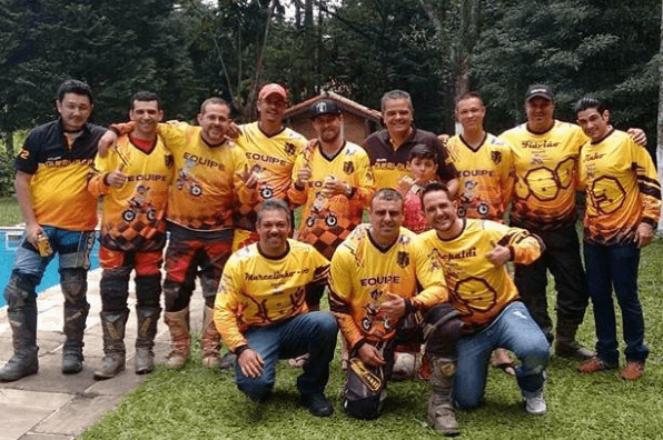 camiseta de trilha personalizada